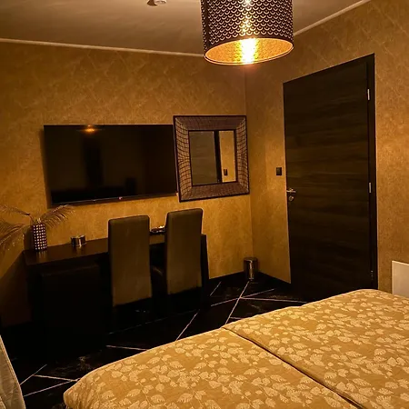 Dunavoelgyi Vendeghaz Guest house Akaszto